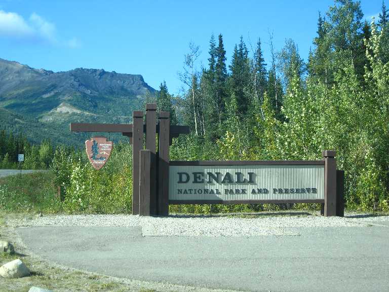 Denali NP entrance